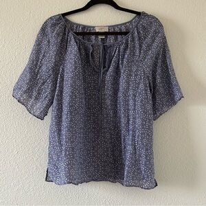 LOFT Blue white Circle Flake Print Top Women Sz Medium